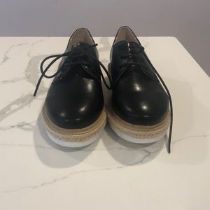 Brand New! Black Slight Platform from PARIS! Size 38.